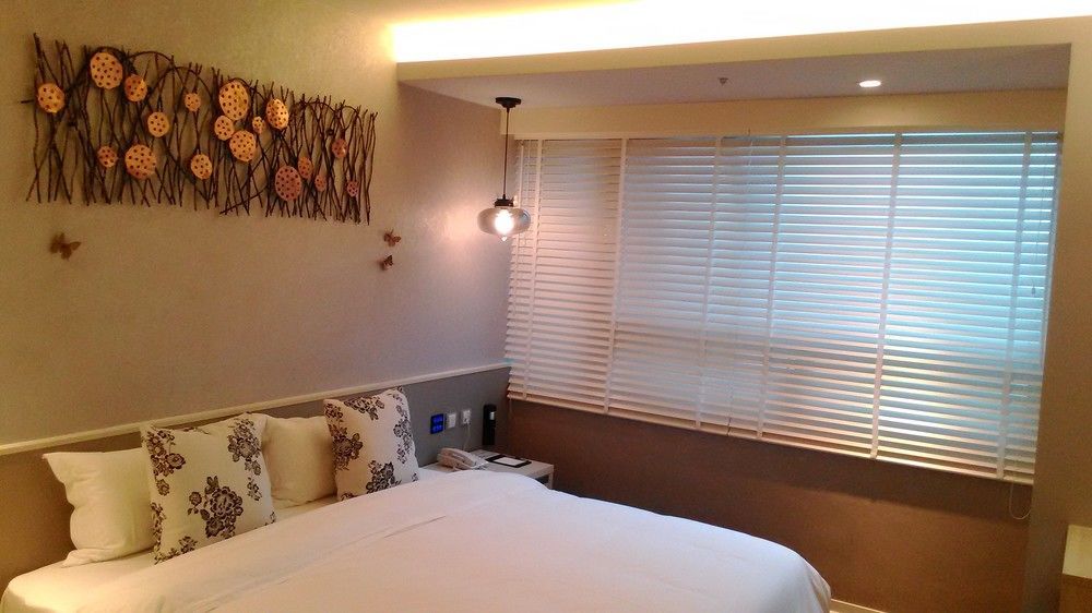 Walker Hotel. Ximen Тайбэй Экстерьер фото
