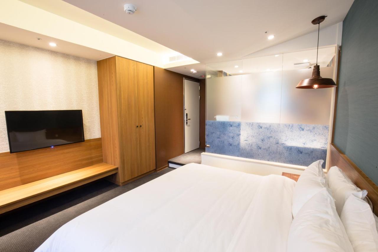 Walker Hotel. Ximen Тайбэй Экстерьер фото